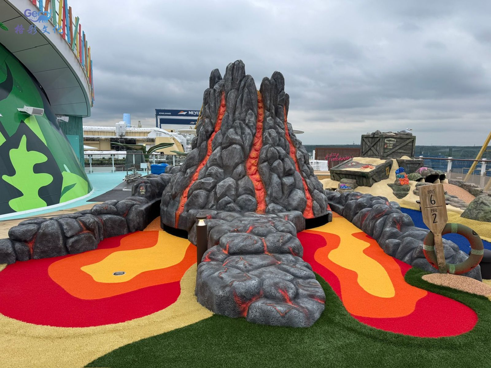 游轮甲板高尔夫火山玻璃钢景观雕塑