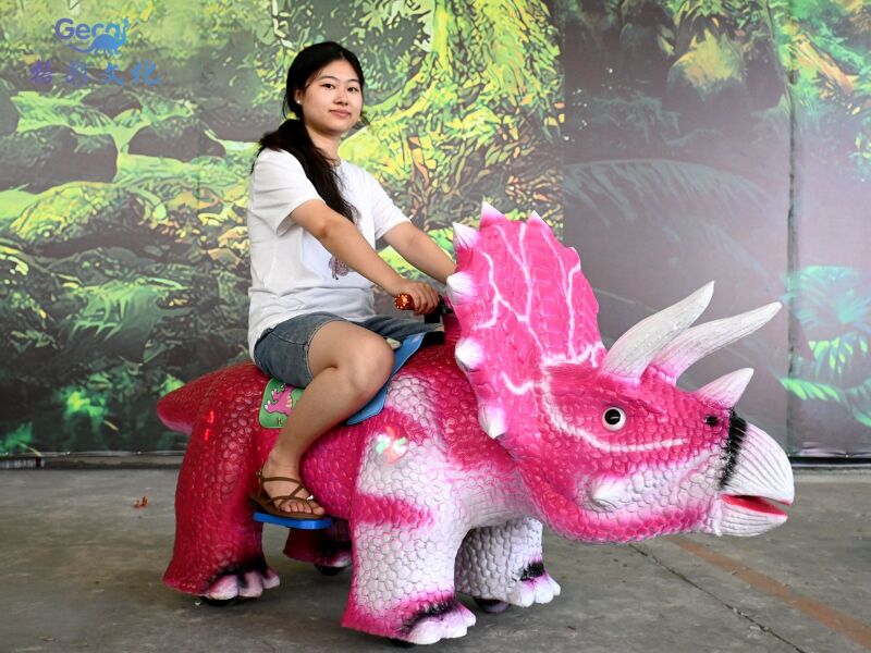 仿真肿头龙电瓶车