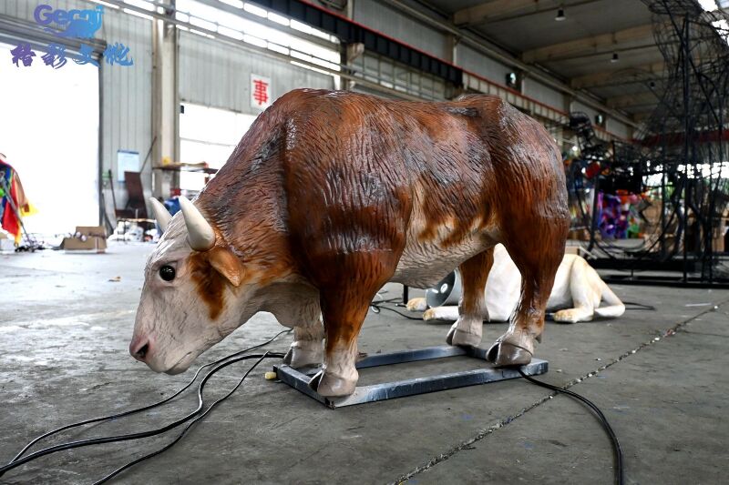 仿真小牛犊模型