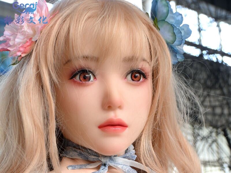 仿真少女人偶模型