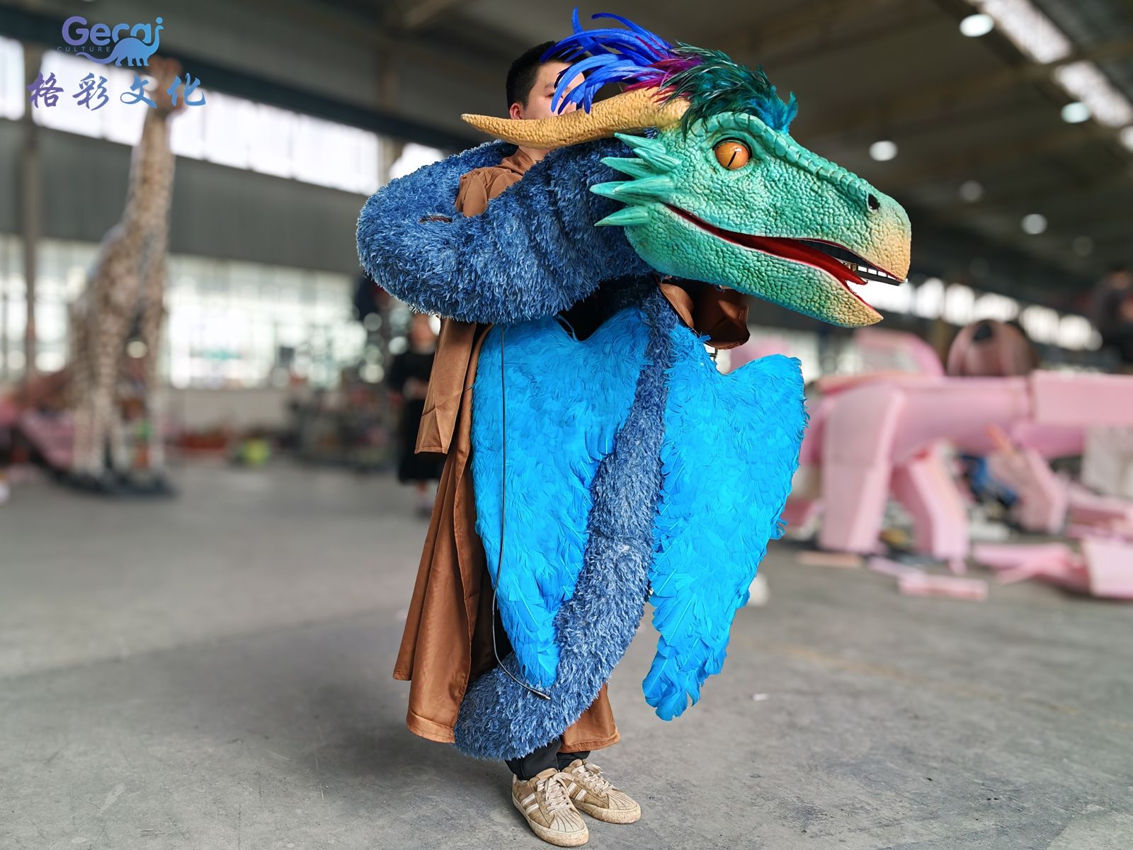 仿真西方龙披肩手偶